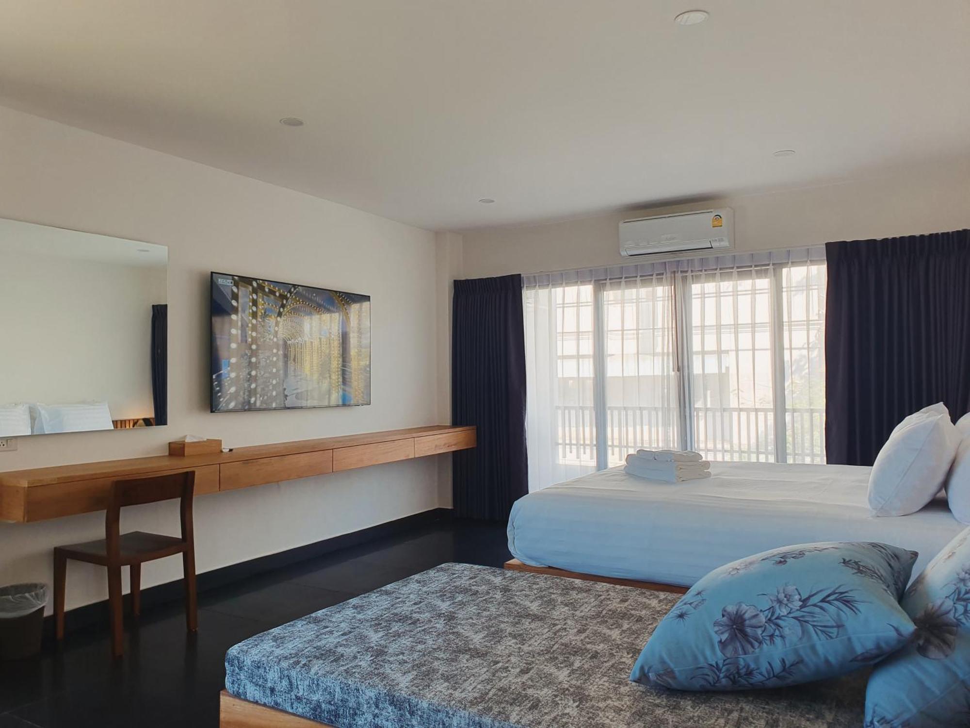 The Sila Suites - Intrawarorot Chiang Mai Buitenkant foto